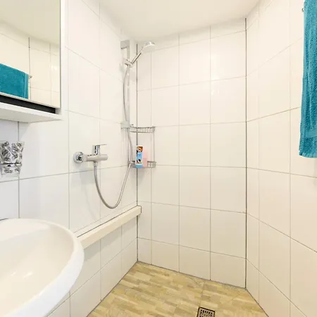 Apartament In Koeln-messe Kolonia